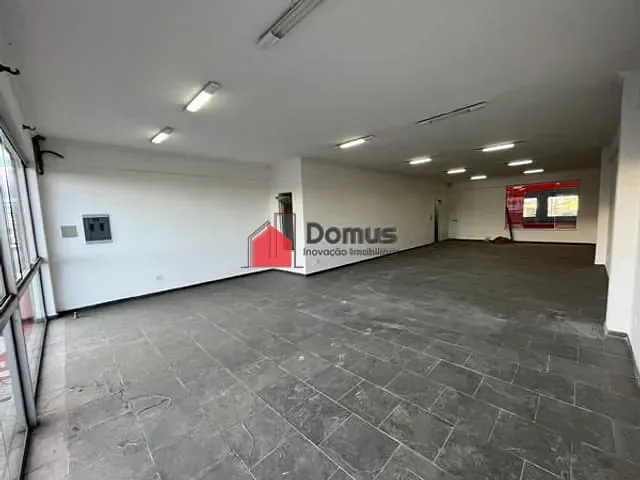 Sala para alugar, no bairro Centro em Pindamonhangaba