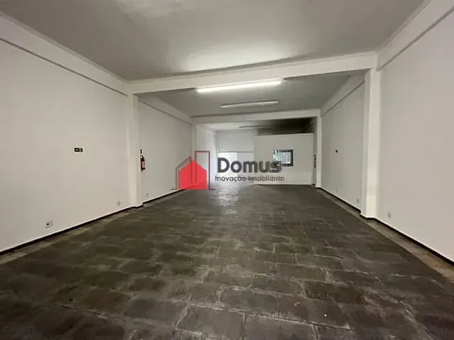 Sala para alugar, no bairro Centro em Pindamonhangaba
