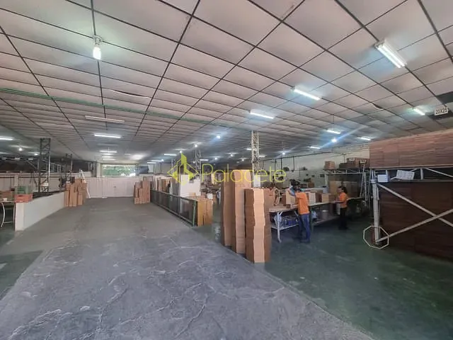 Galpão / Barracão com 1680m², à venda, no bairro São Roque em Aparecida