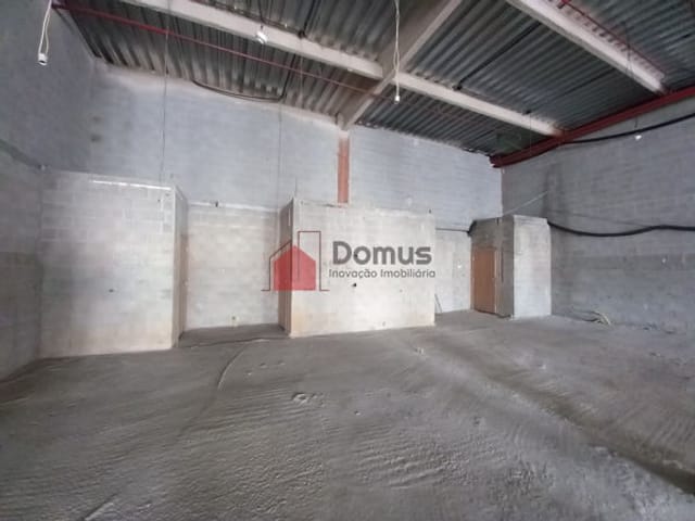 Comercial para alugar, no bairro Centro em Pindamonhangaba