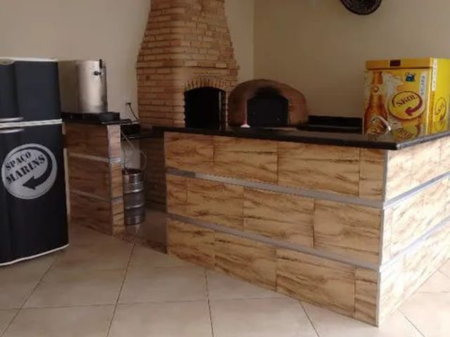 Casa com 360m² 1 quarto e 3 banheiros, à venda, no bairro COOPEMI em Guaratinguetá