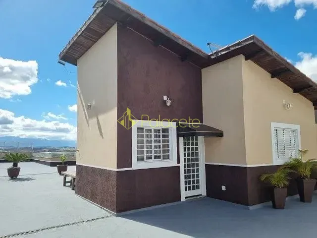 Casa com 360m² 1 quarto e 3 banheiros, à venda, no bairro COOPEMI em Guaratinguetá