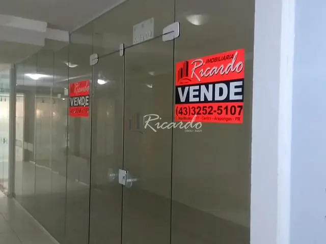 Sala com 52m², à venda, no bairro Centro em Arapongas
