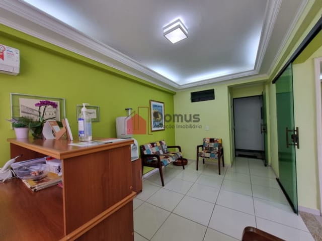 Sala à venda, no bairro Centro em Pindamonhangaba