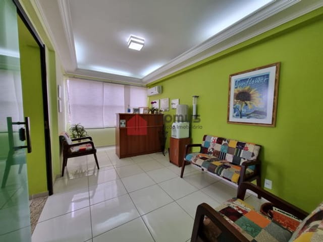 Sala à venda, no bairro Centro em Pindamonhangaba