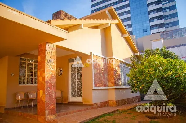 Casa, 4 quartos, 327 m² - Foto 1