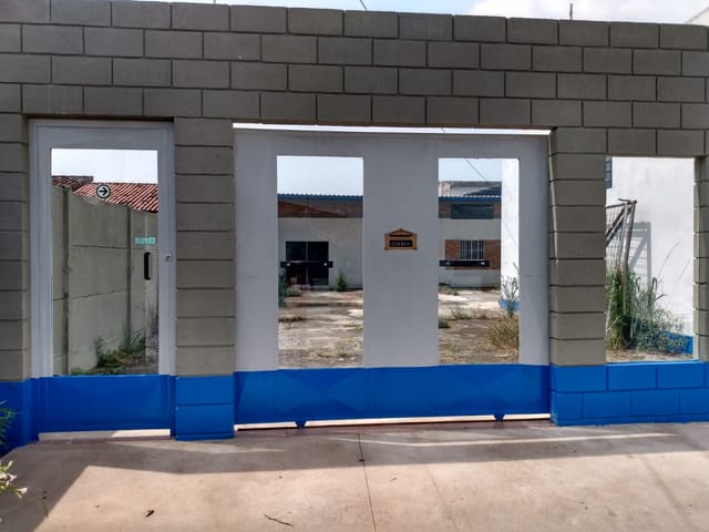 Galpão / Barracão com 1200m², para alugar, no bairro Maria Áurea em Pindamonhangaba