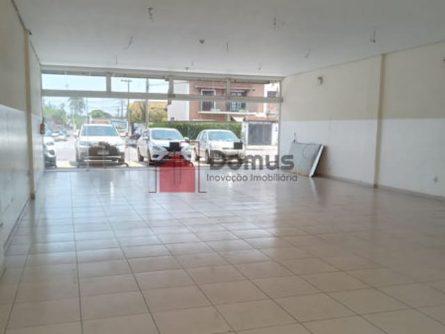 Sala com 160m², para alugar, no bairro Jardim Rosely em Pindamonhangaba