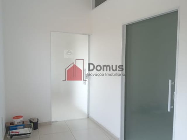 Sala para alugar, no bairro Jardim Rosely em Pindamonhangaba
