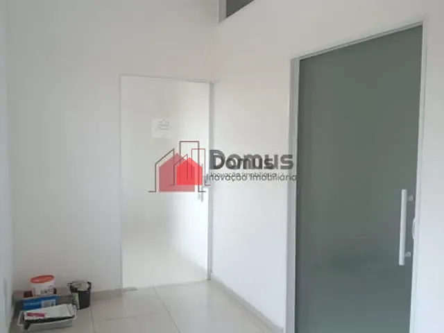Sala para alugar, no bairro Jardim Rosely em Pindamonhangaba