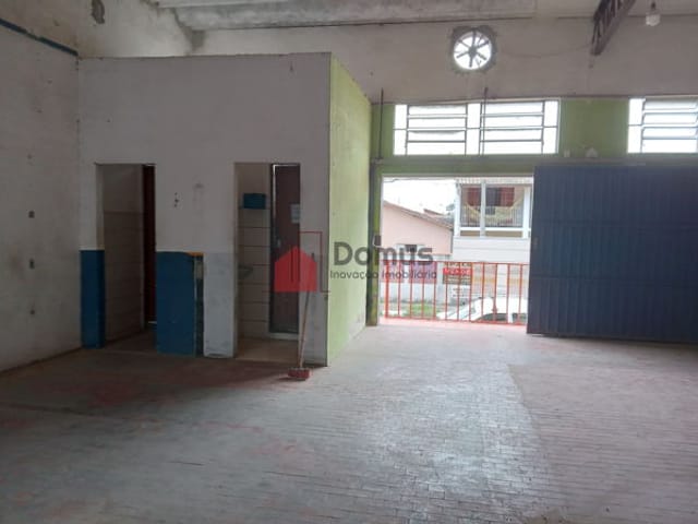 Galpão / Barracão com 304m², à venda, no bairro Jardim Rosely em Pindamonhangaba