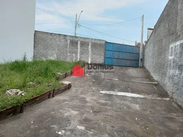 Galpão / Barracão com 304m², à venda, no bairro Jardim Rosely em Pindamonhangaba