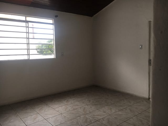 Casa à venda, no bairro Jardim Boa Vista em Pindamonhangaba