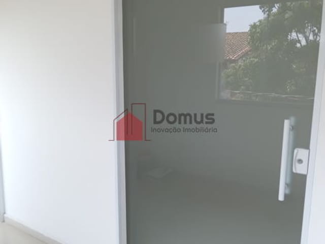 Sala para alugar, no bairro Jardim Rosely em Pindamonhangaba