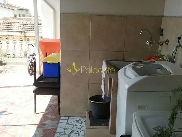 Comercial com 200m² 2 quartos e 2 banheiros, à venda, no bairro Centro em Aparecida