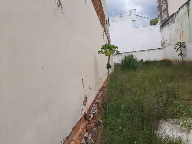 Galpão / Barracão à venda, no bairro Santa Rita em Aparecida