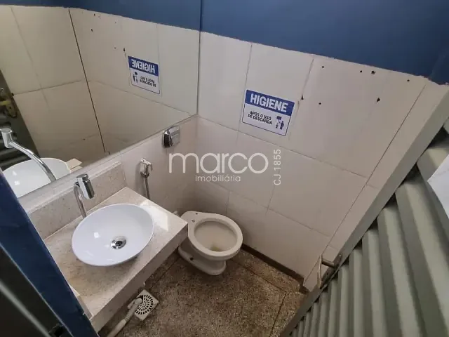 Sala para alugar, no bairro Setor Bueno em Goiânia