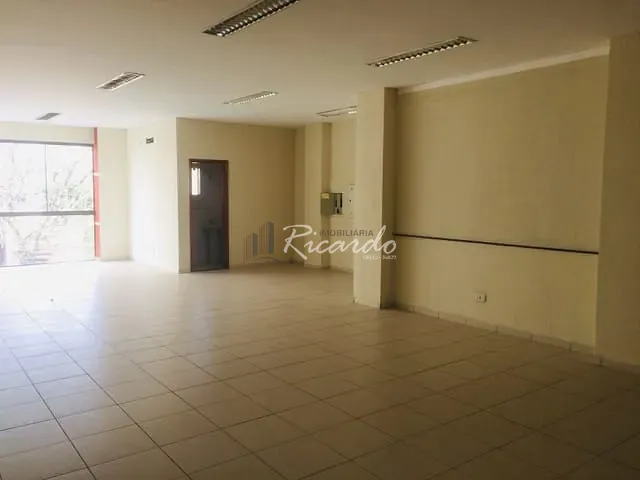 Sala com 100m², para alugar, no bairro Centro em Arapongas