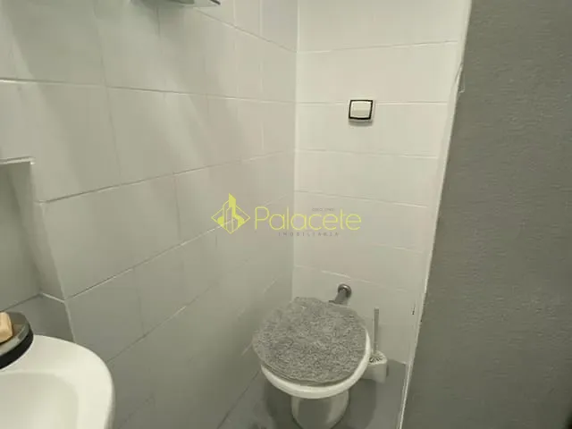 Comercial com 300m² 8 quartos e 5 banheiros, à venda, no bairro Jardim Maria Augusta em Taubaté