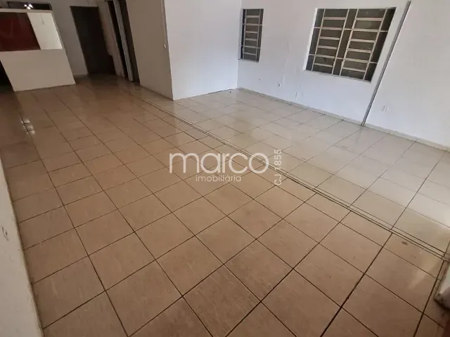 Sala para alugar, no bairro Cidade Jardim em Goiânia