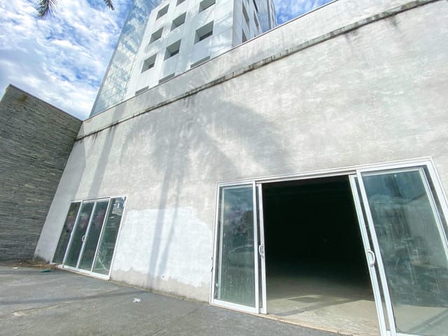 Comercial com 293m², para alugar, no bairro Centro em Pindamonhangaba