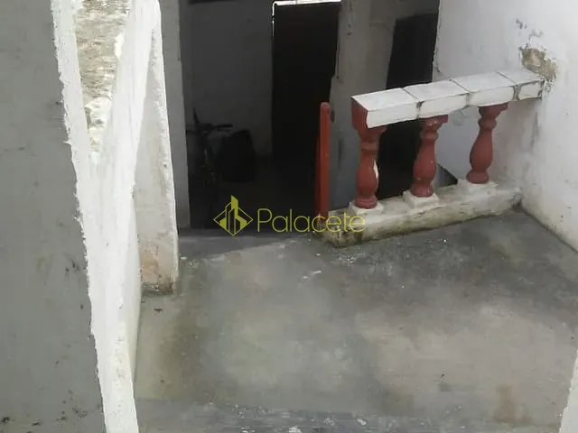 Prédio 2 quartos e 4 banheiros, à venda, no bairro Crispim em Pindamonhangaba