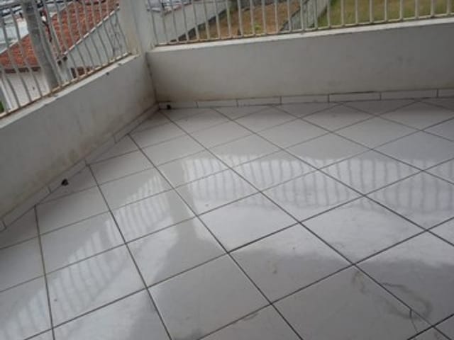 Comercial com 250m² 4 quartos e 6 banheiros, à venda ou para alugar, no bairro Vila Olímpia em Taubaté