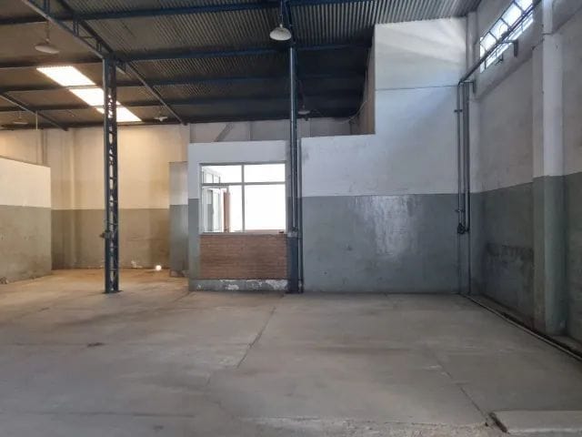 Galpão / Barracão à venda, no bairro Jardim Santana em Tremembé