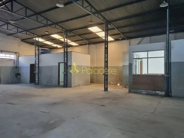 Galpão / Barracão à venda, no bairro Jardim Santana em Tremembé