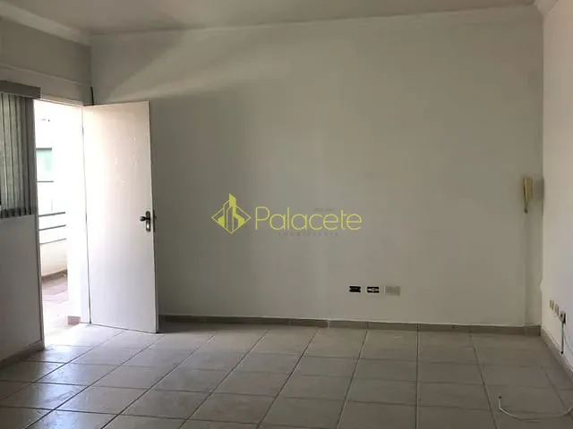 Sala com 35m², à venda, no bairro Centro em Taubaté