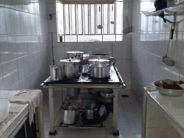Prédio à venda, no bairro Centro em Aparecida
