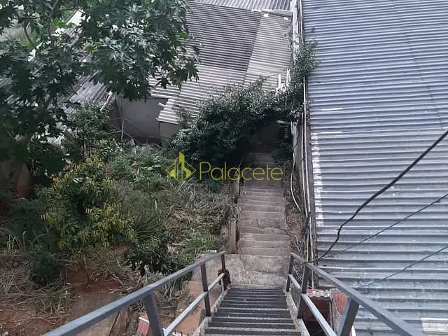 Prédio à venda, no bairro Centro em Aparecida