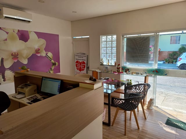 Comercial com 125m², à venda, no bairro Parque Senhor do Bonfim em Taubaté