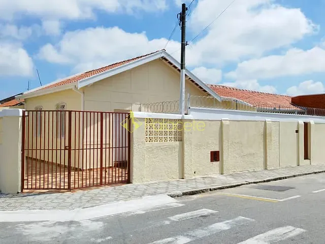 Comercial com 250m², à venda, no bairro Centro em Taubaté