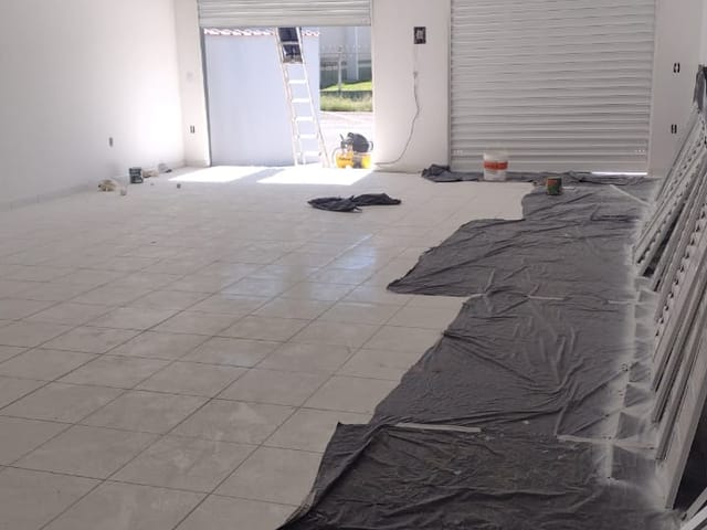 Comercial com 268m², para alugar, no bairro Residencial Novo Horizonte em Taubaté
