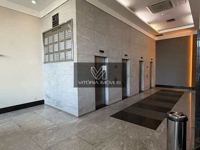 Comercial com 400m², para alugar, no bairro Enseada do Suá em Vitória