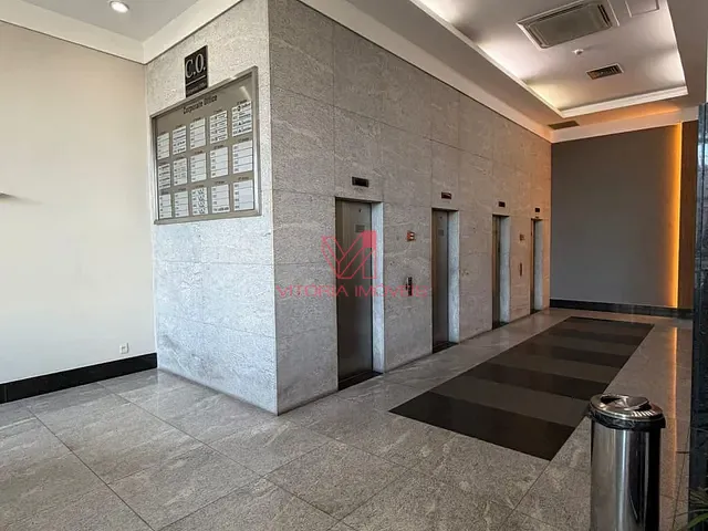 Comercial com 400m², para alugar, no bairro Enseada do Suá em Vitória