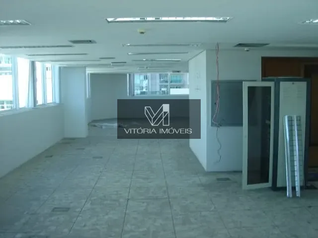 Apartamento com 700m², para alugar, no bairro Jardim da Penha em Vitória