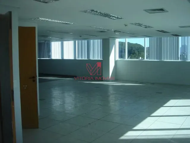 Apartamento com 700m², para alugar, no bairro Jardim da Penha em Vitória