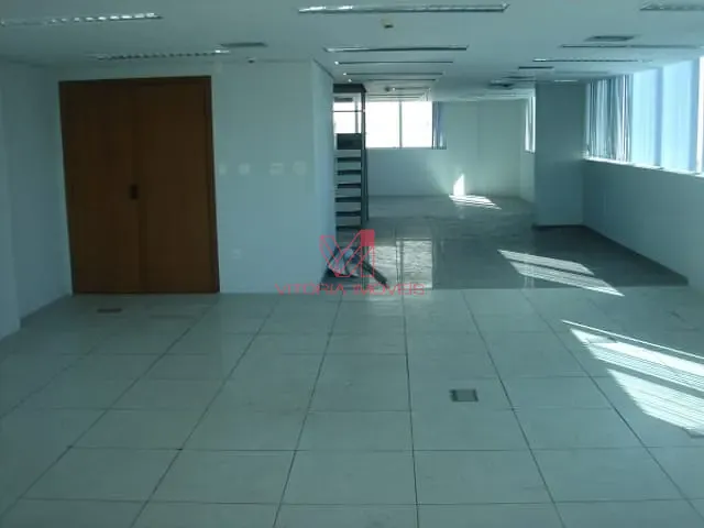 Apartamento com 700m², para alugar, no bairro Jardim da Penha em Vitória