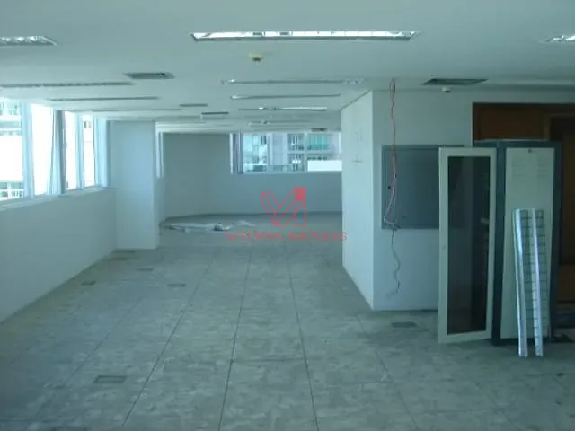 Apartamento com 700m², para alugar, no bairro Jardim da Penha em Vitória