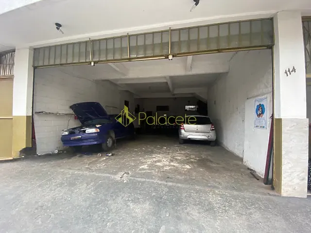 Comercial com 136m² 4 quartos e 3 banheiros, à venda, no bairro Centro em Aparecida