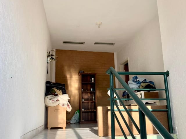 Comercial com 400m² 6 quartos e 5 banheiros, para alugar, no bairro Centro em Taubaté