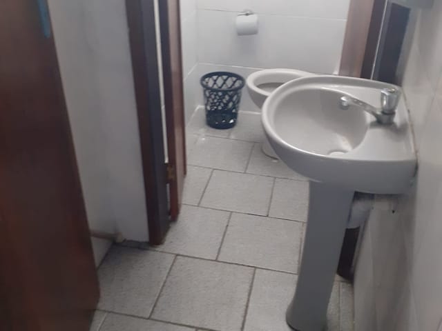 Ponto com 250m², para alugar, no bairro Centro em Pindamonhangaba