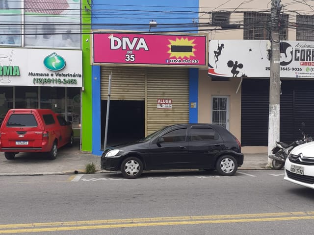Ponto com 250m², para alugar, no bairro Centro em Pindamonhangaba