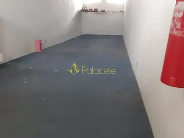 Ponto com 250m², para alugar, no bairro Centro em Pindamonhangaba