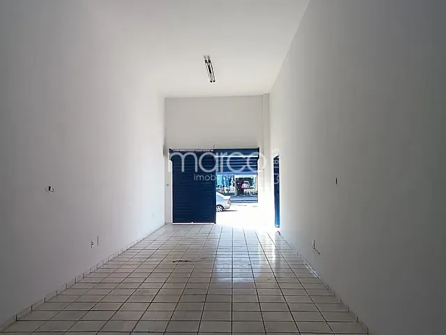 Sala para alugar, no bairro Setor dos Funcionários em Goiânia