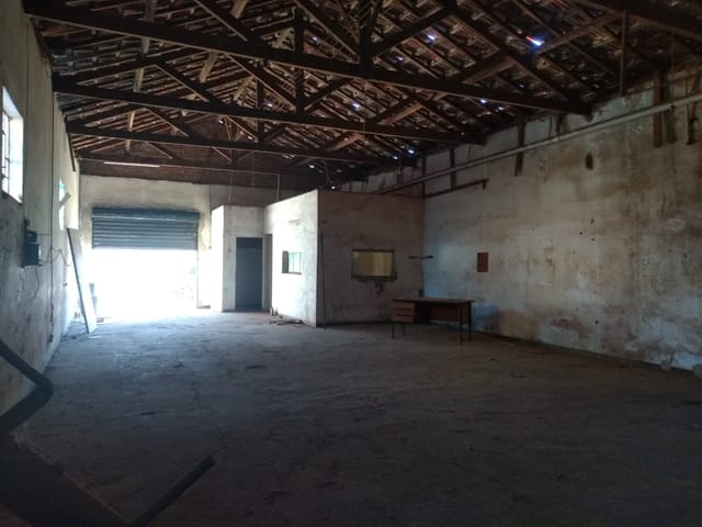 Galpão / Barracão com 322m², à venda, no bairro Crispim em Pindamonhangaba
