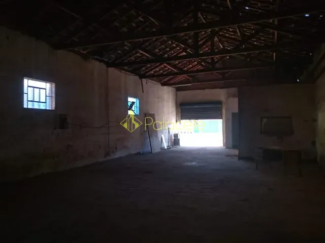 Galpão / Barracão com 322m², à venda, no bairro Crispim em Pindamonhangaba