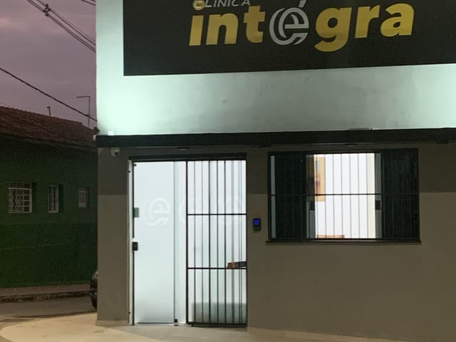 Sala para alugar, no bairro Centro em Pindamonhangaba